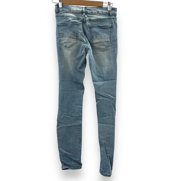 Refuge Mid Rise Light Wash Distressed Skinny Jeans Sz 6 - Picture 4 of 9